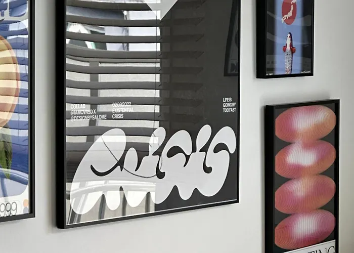 Gallery4 - Hoegi Stn, Free Parking, Boardgames, Luggage Storage, Friends Trip, Kyung Hee & Korea Univ, Jongno *